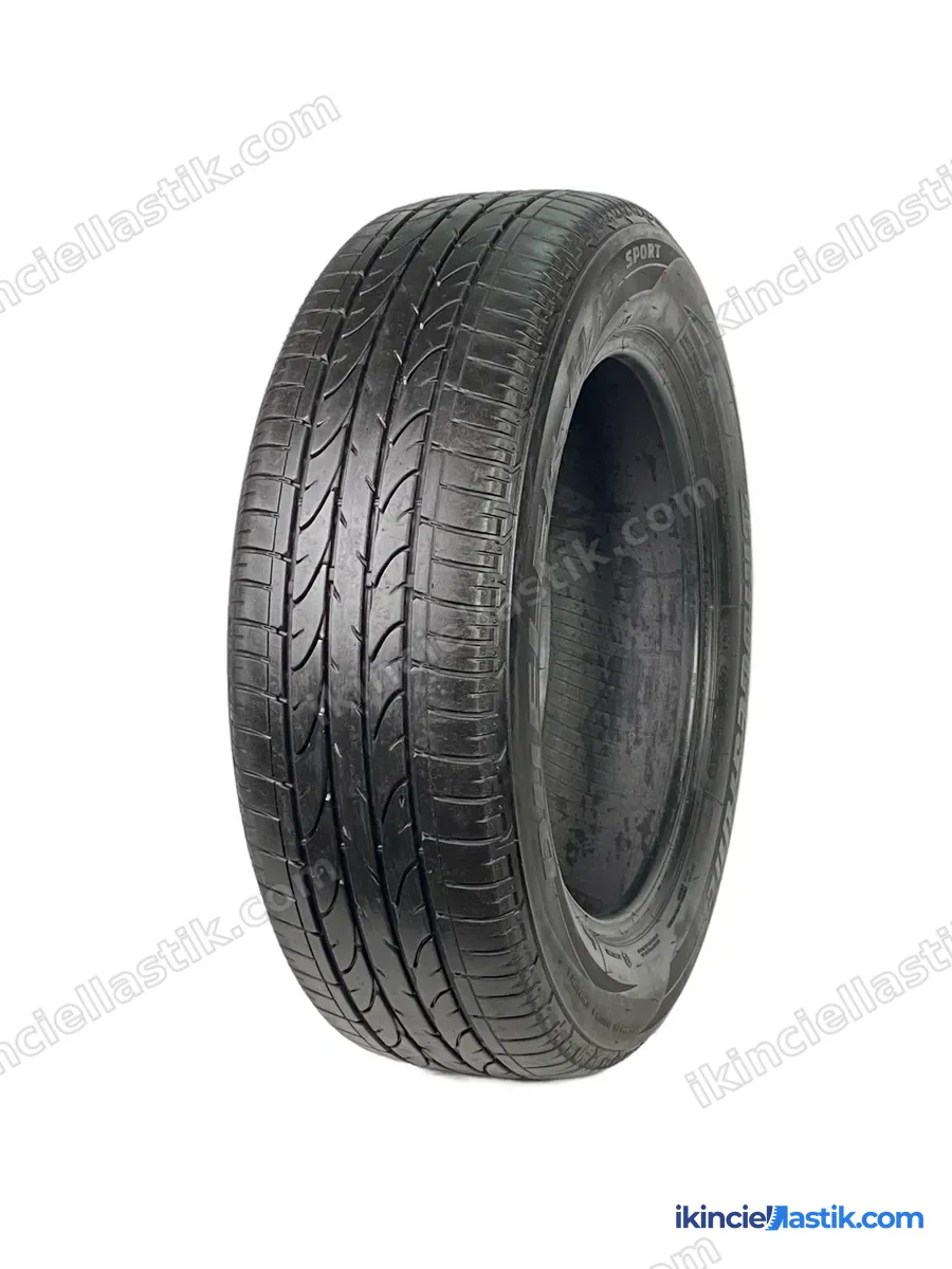 Bridgestone Dueler Hp Sport 215/60R17 96H 5mm 2.El Yaz Lastiği (2023)