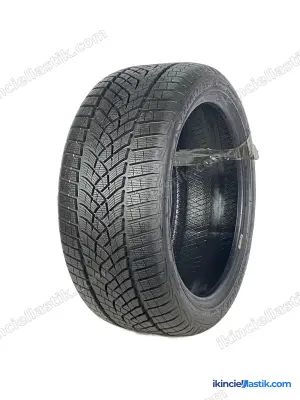 Goodyear 245/40R18 97V 8 mm Ultragrip 2.El Kış Lastiği (2024)