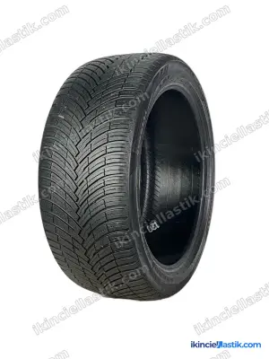 Pirelli 245/40R18 97Y Allseaoson Cınturato  8 mm 2.El 4 Mevsim Lastiği (2023)